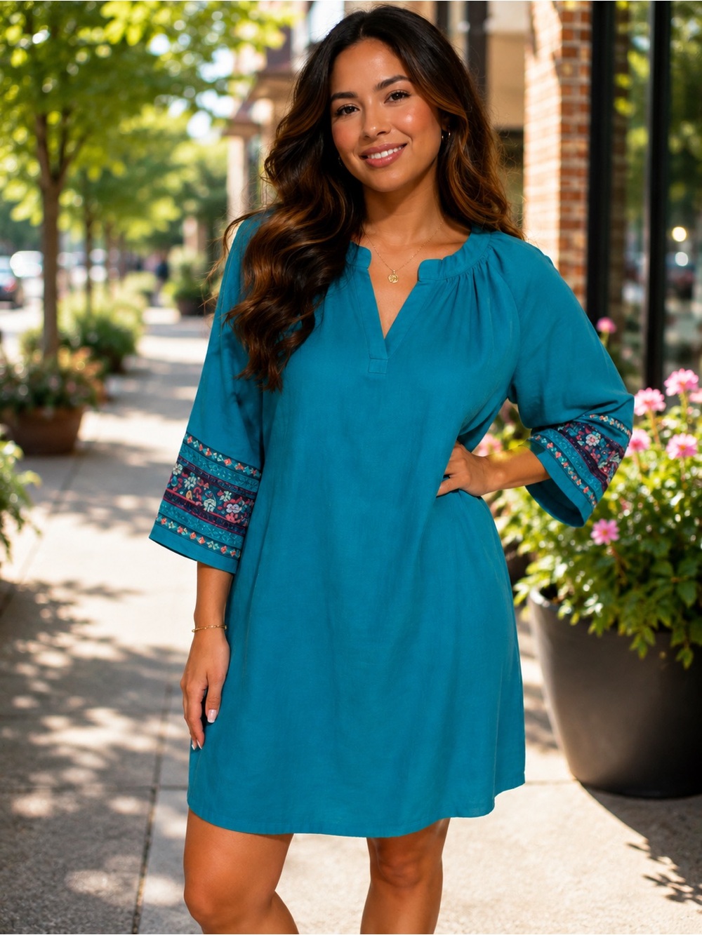 The Pioneer Woman Teal Embroidered-Sleeve Tunic